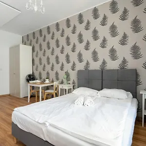 Cosy Studios Very Berry In Poznan Close To The Park By Noclegi Renters Poznań